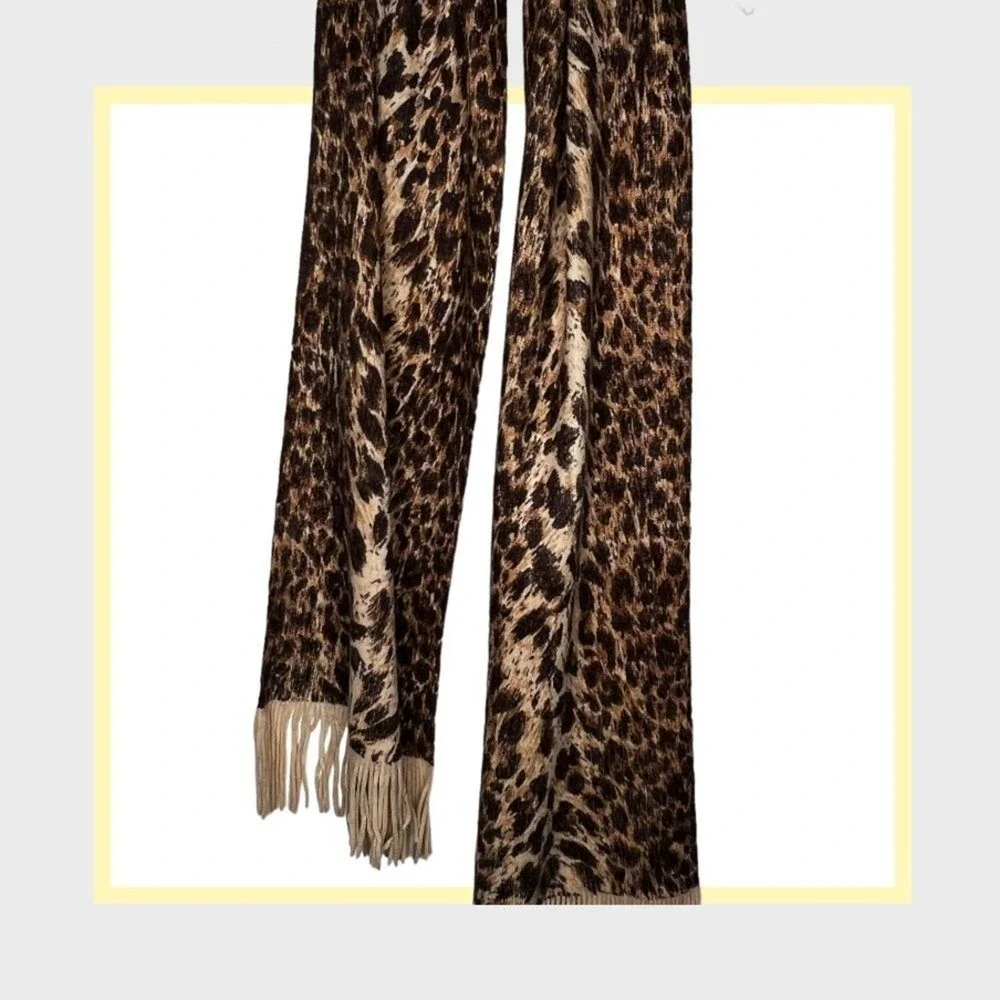 ECHO Acrylic Animal‎ Print Scarf